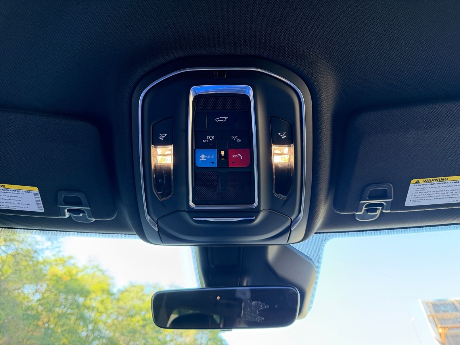2027 Jeep Grand Cherokee GRAND CHEROKEE LAREDO ALTITUDE 4X4
