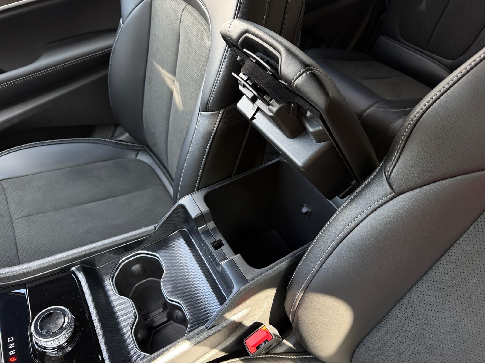 2027 Jeep Grand Cherokee GRAND CHEROKEE LAREDO ALTITUDE 4X4
