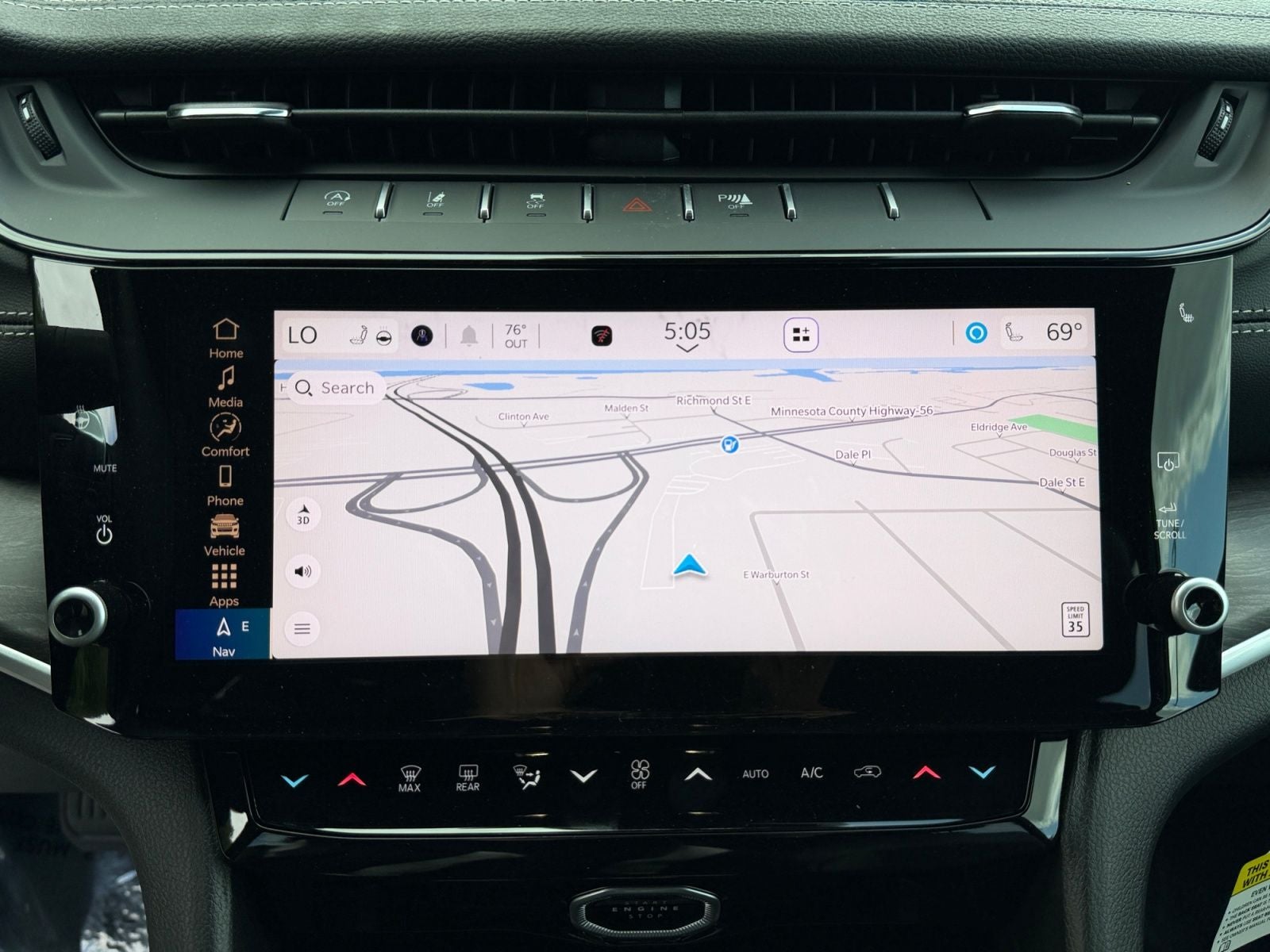 2026 Jeep Grand Cherokee GRAND CHEROKEE LAREDO ALTITUDE 4X4