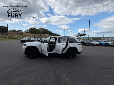 2026 Jeep Grand Cherokee GRAND CHEROKEE LAREDO ALTITUDE 4X4