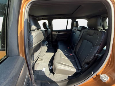 2027 Jeep Grand Cherokee GRAND CHEROKEE LIMITED 4X4