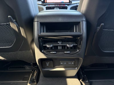 2027 Jeep Grand Cherokee GRAND CHEROKEE LIMITED 4X4