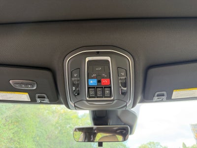 2027 Jeep Grand Cherokee GRAND CHEROKEE LIMITED 4X4