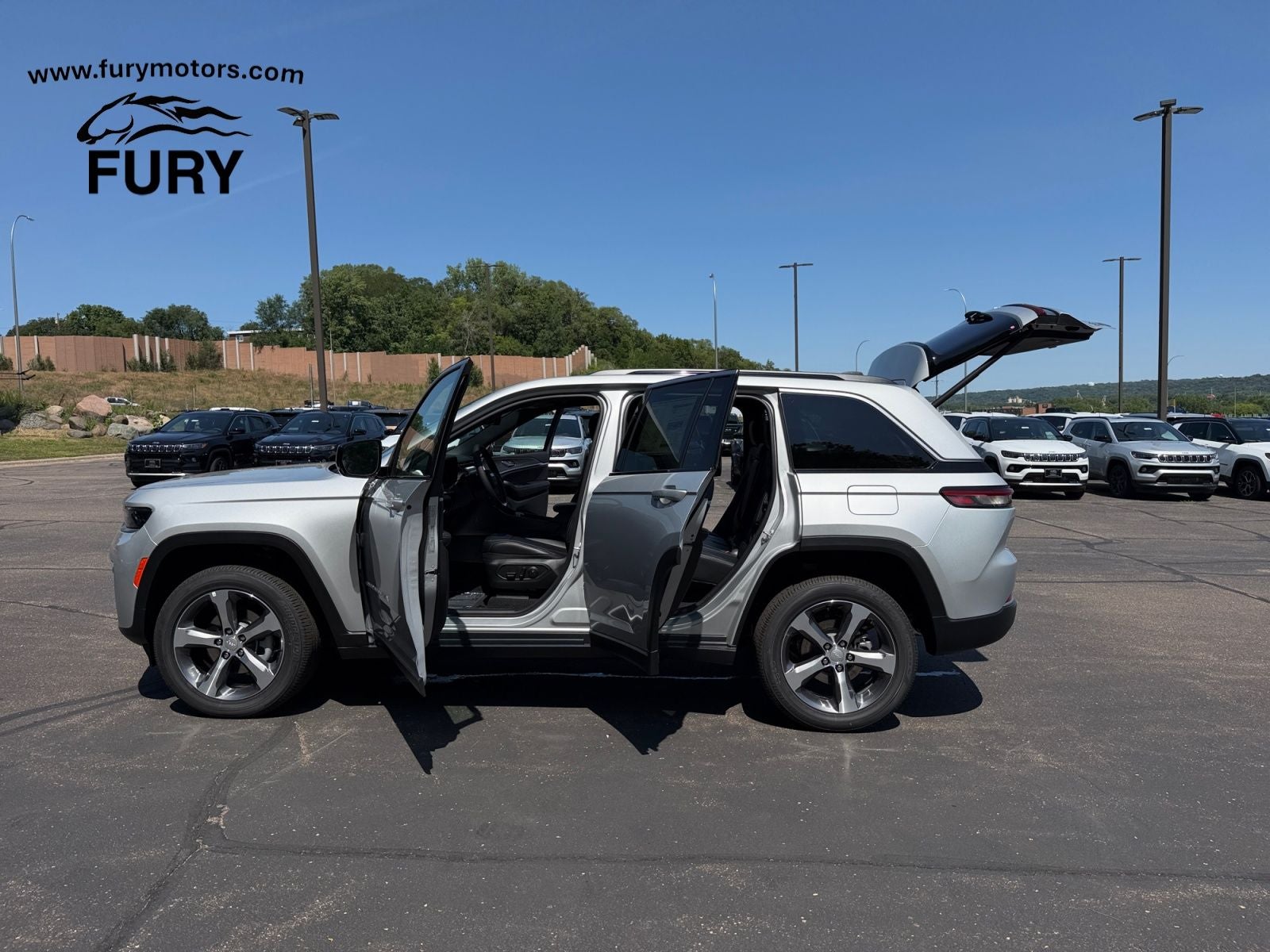 2026 Jeep Grand Cherokee GRAND CHEROKEE LIMITED 4X4