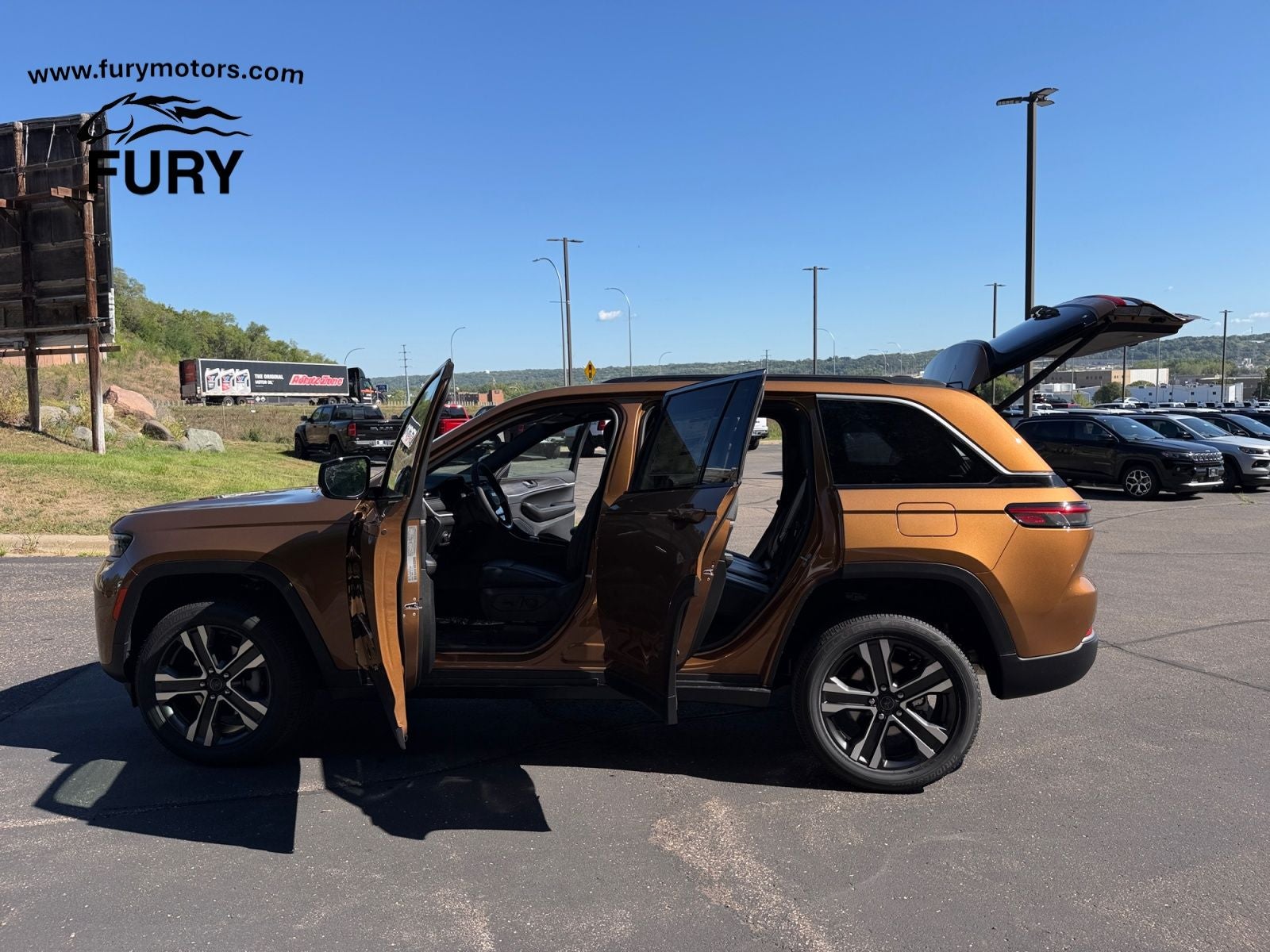 2027 Jeep Grand Cherokee GRAND CHEROKEE LIMITED 4X4