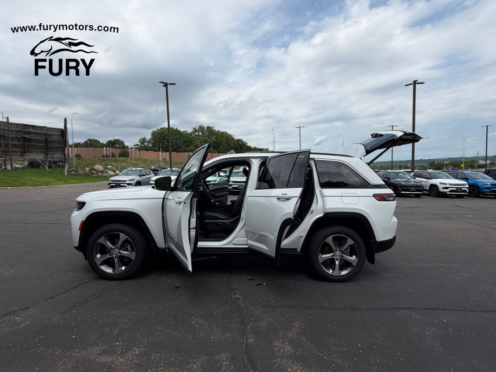 2026 Jeep Grand Cherokee GRAND CHEROKEE LIMITED 4X4