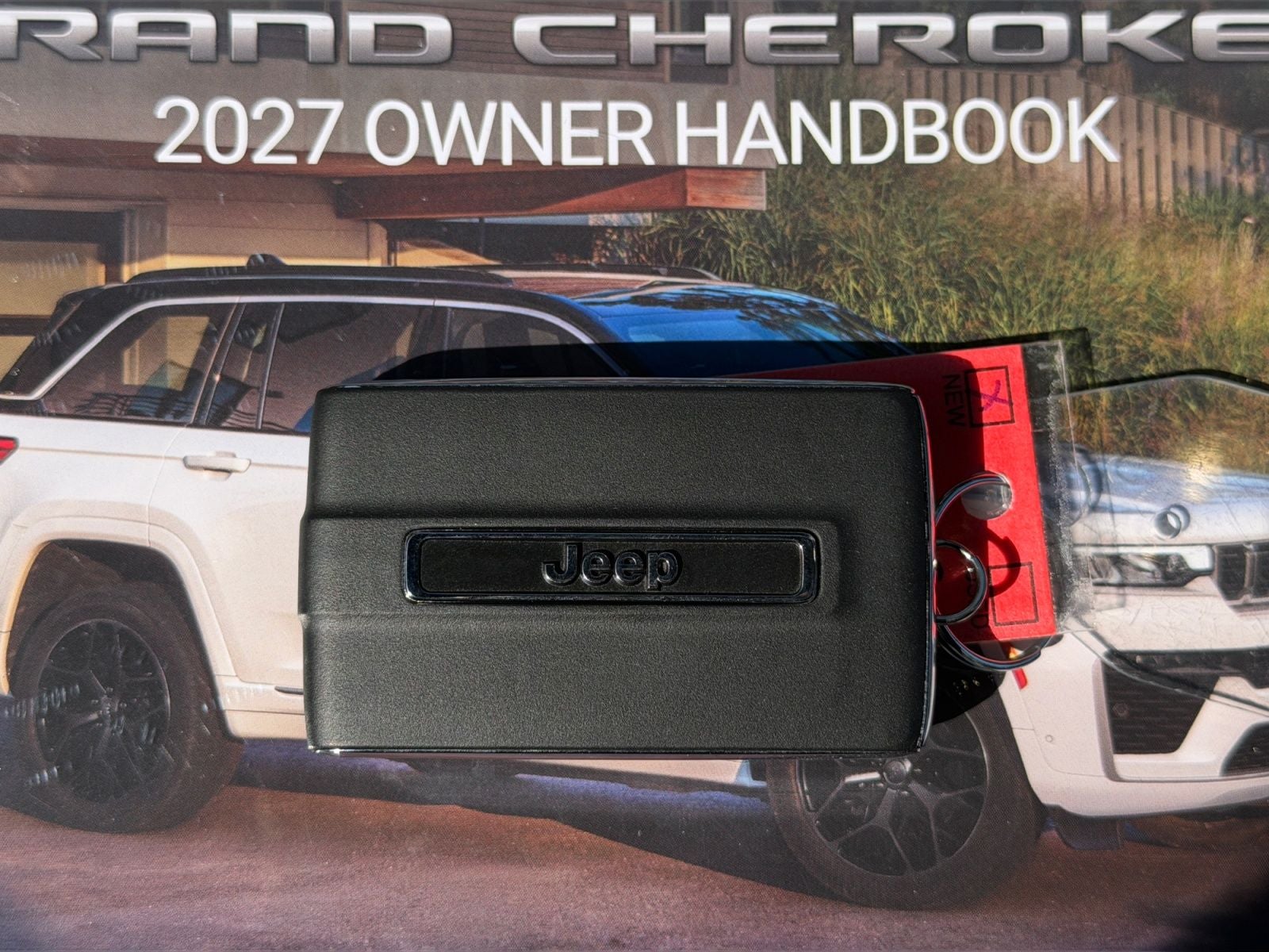 2027 Jeep Grand Cherokee GRAND CHEROKEE LIMITED 4X4