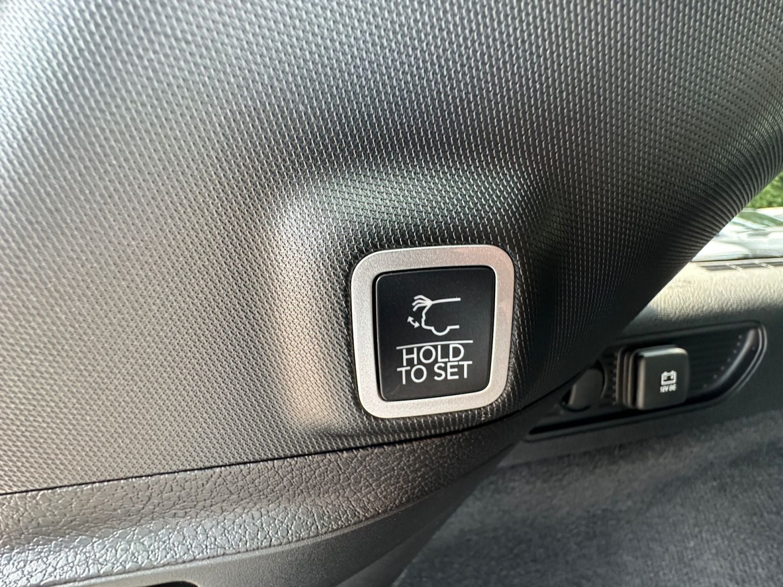 2025 Jeep Grand Cherokee Overland 4x4