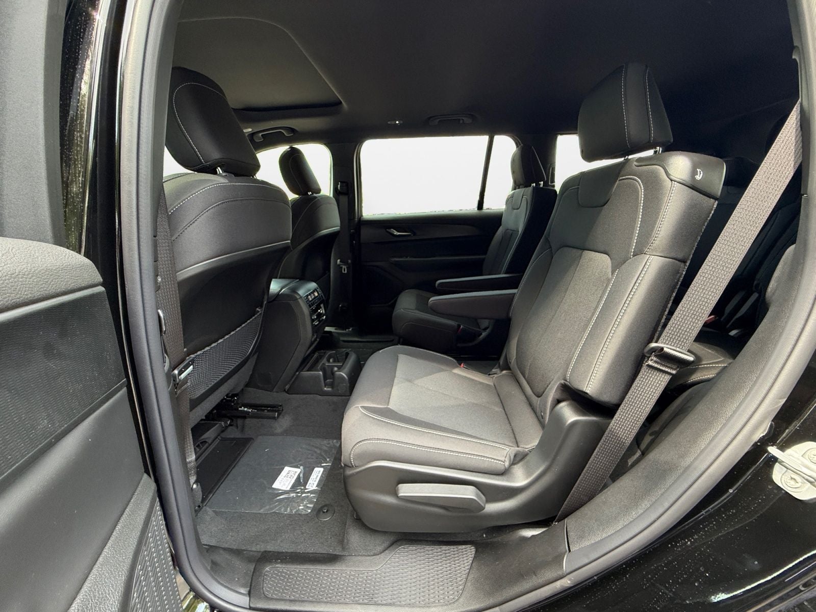 2026 Jeep Grand Cherokee GRAND CHEROKEE L LAREDO X 4X4