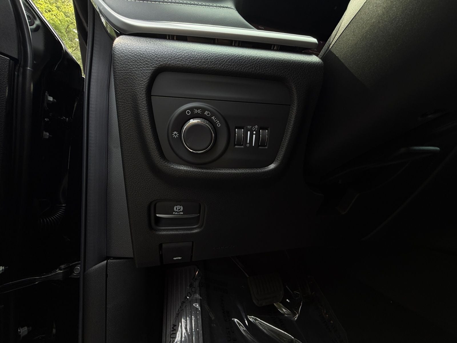 2026 Jeep Grand Cherokee GRAND CHEROKEE L LAREDO X 4X4