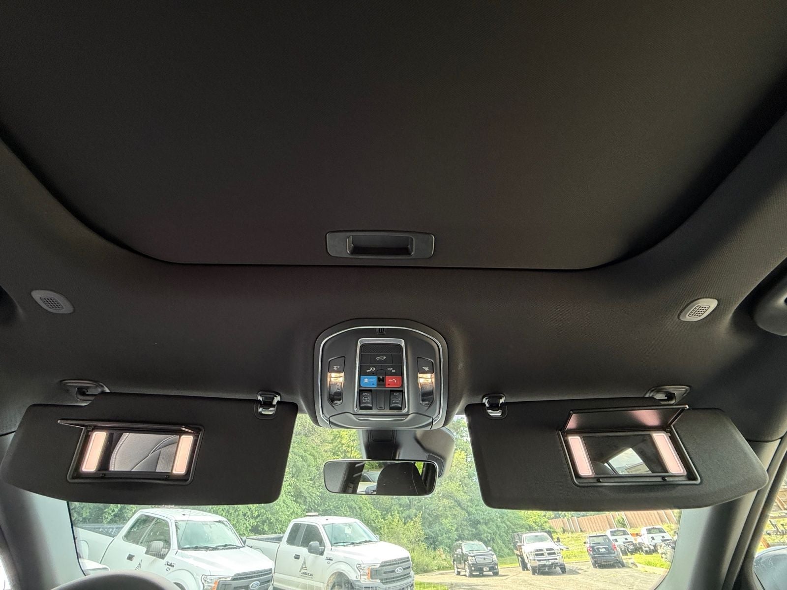 2026 Jeep Grand Cherokee GRAND CHEROKEE L LAREDO X 4X4