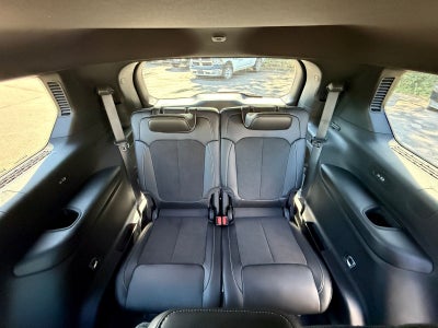 2027 Jeep Grand Cherokee GRAND CHEROKEE L LAREDO ALTITUDE 4X4