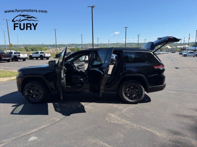 2027 Jeep Grand Cherokee GRAND CHEROKEE L LAREDO ALTITUDE 4X4