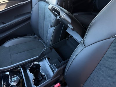 2027 Jeep Grand Cherokee GRAND CHEROKEE L LAREDO ALTITUDE 4X4