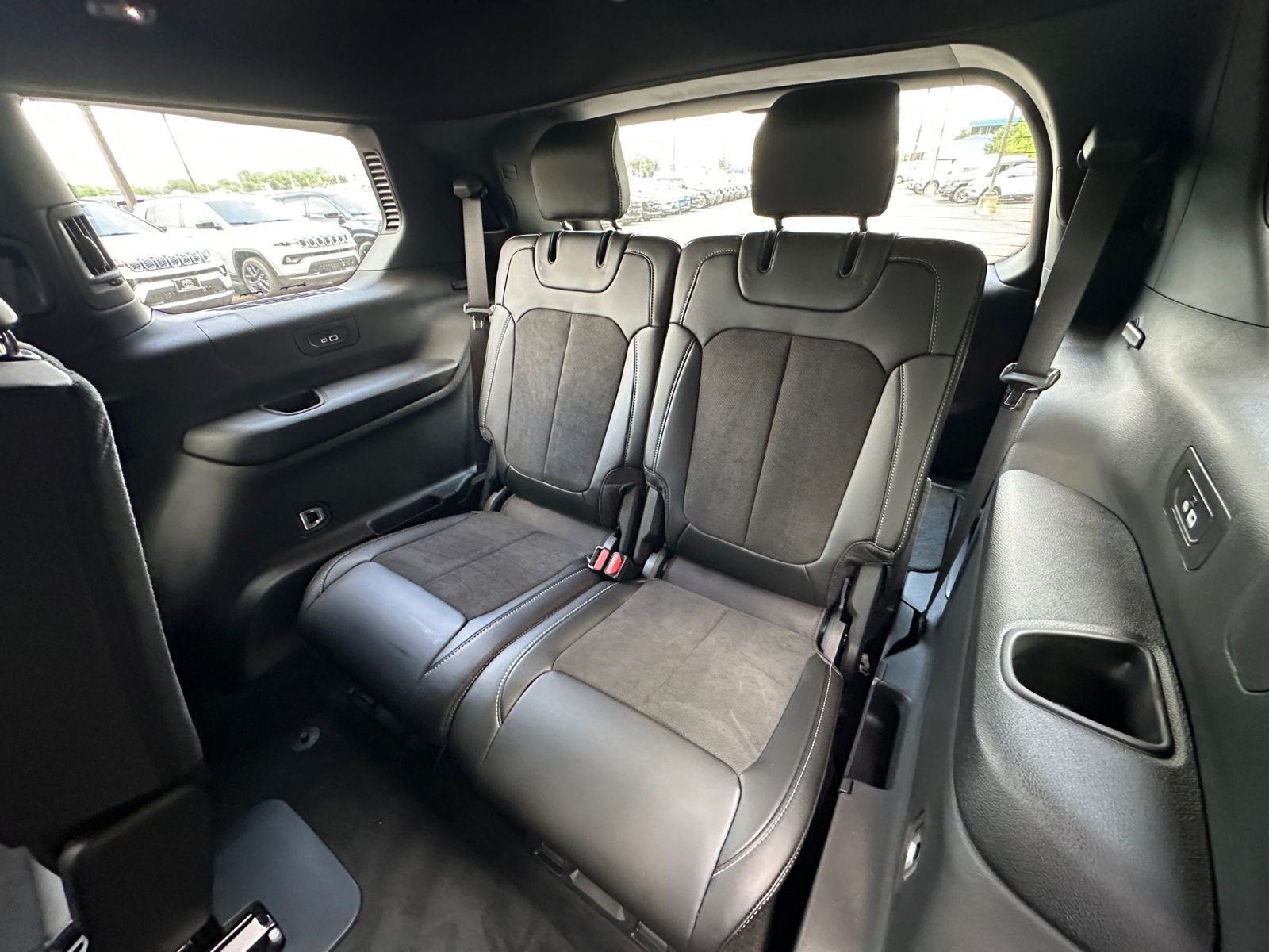2026 Jeep Grand Cherokee GRAND CHEROKEE L LAREDO ALTITUDE 4X4
