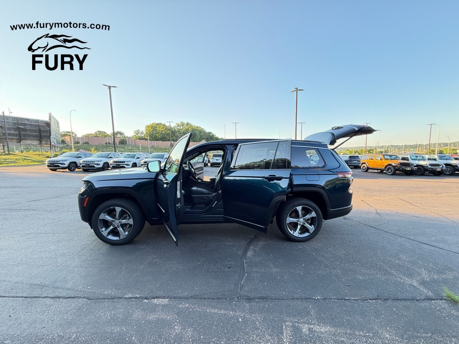 2026 Jeep Grand Cherokee GRAND CHEROKEE L LIMITED 4X4