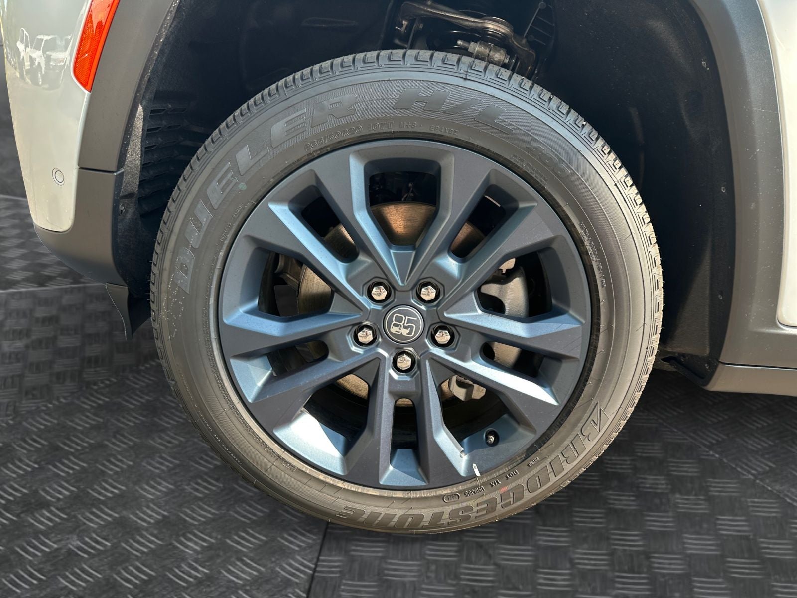 2026 Jeep Grand Cherokee GRAND CHEROKEE L 85TH ANNIVERSARY EDITION 4X4