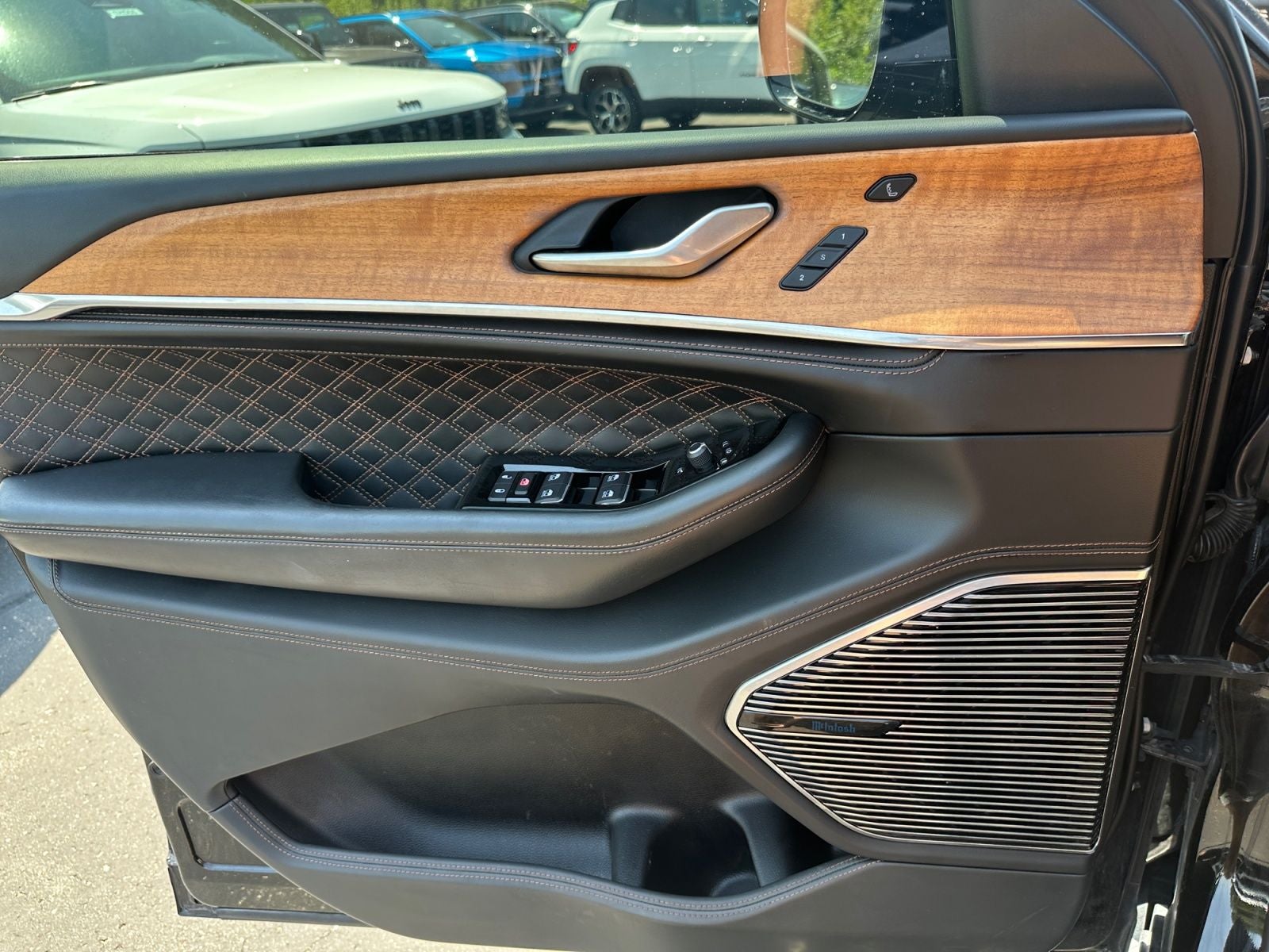 2023 Jeep Grand Cherokee L Summit Reserve 4x4