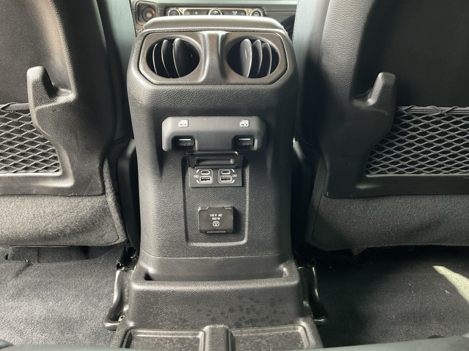 2024 Jeep Wrangler 4-Door Recon