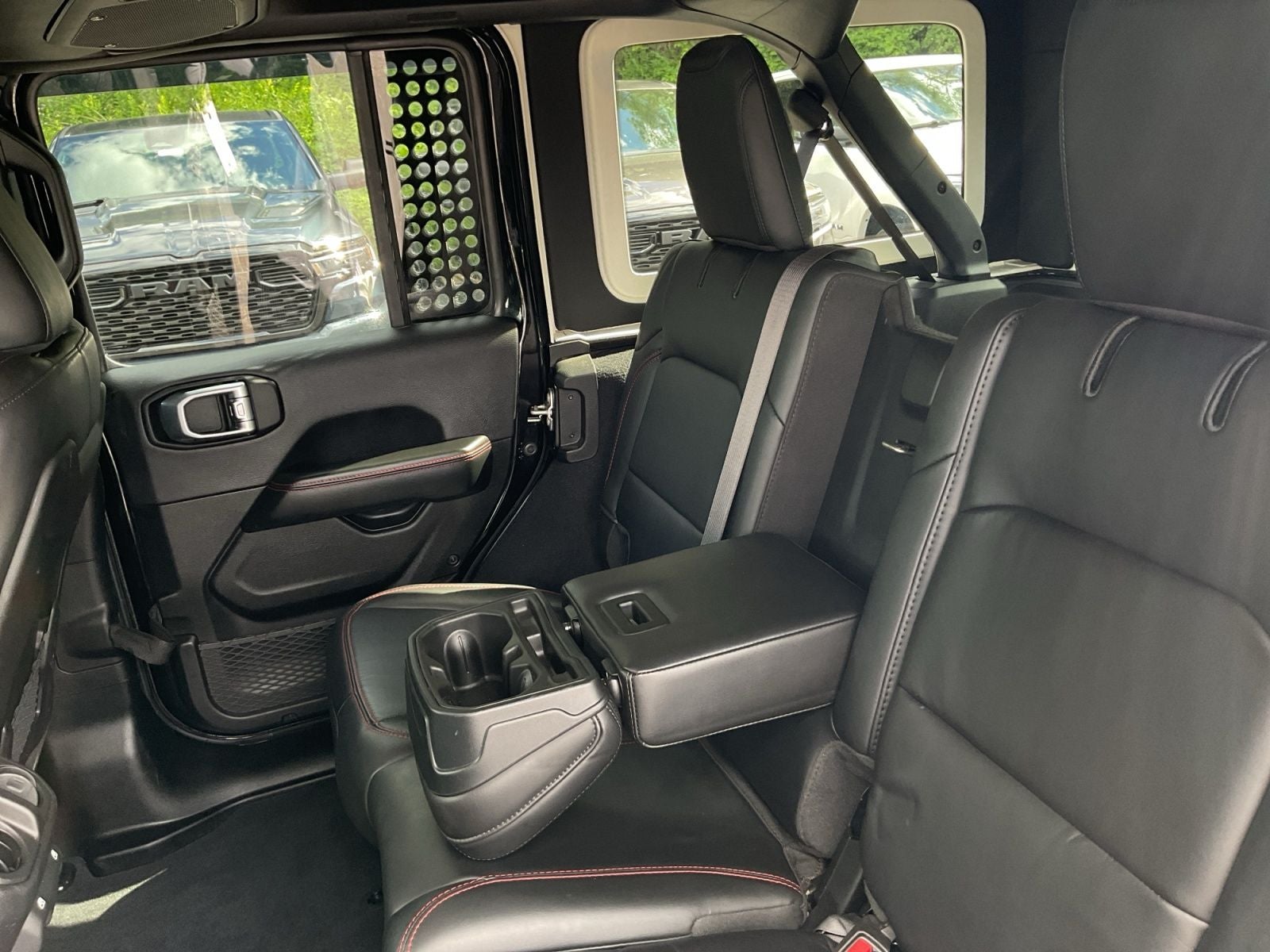 2024 Jeep Wrangler 4-Door Recon