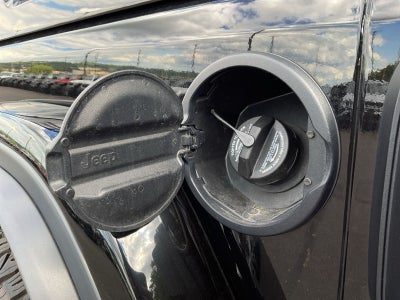 2024 Jeep Wrangler 4-Door Recon