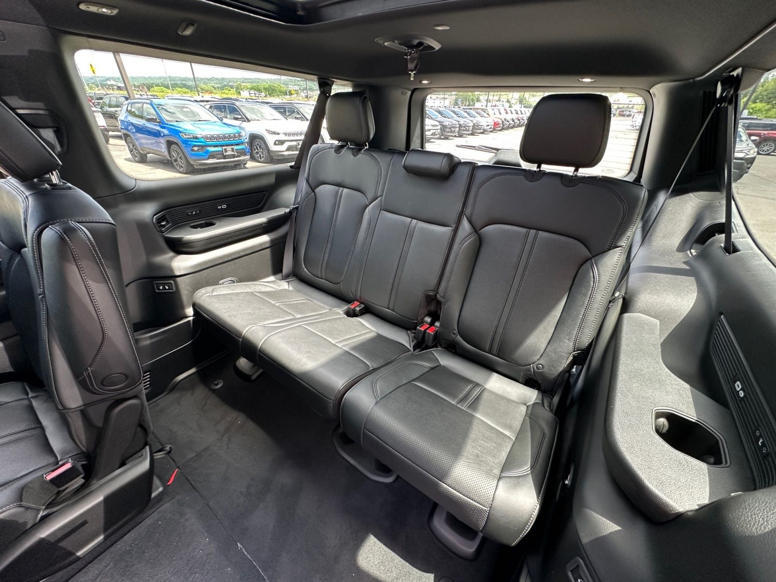 2026 Jeep Grand Wagoneer L GRAND WAGONEER L LIMITED RESERVE 4X4