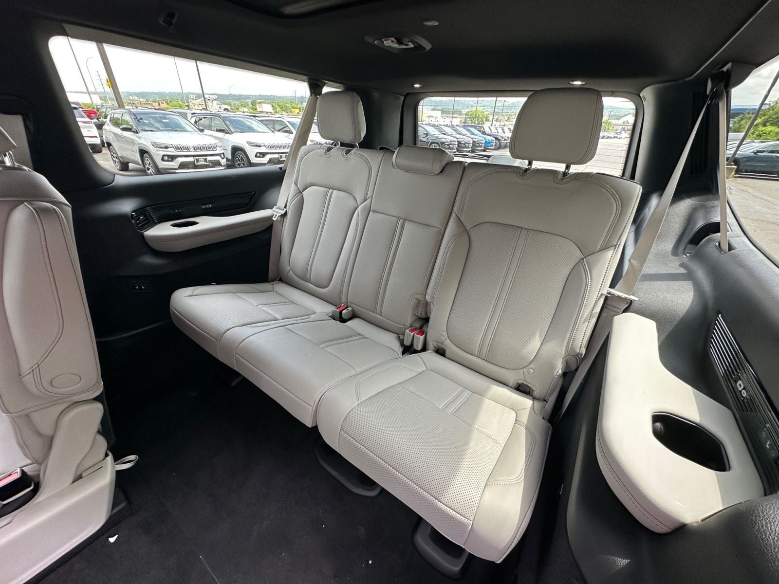 2026 Jeep Grand Wagoneer L GRAND WAGONEER L SUMMIT OBSIDIAN 4X4