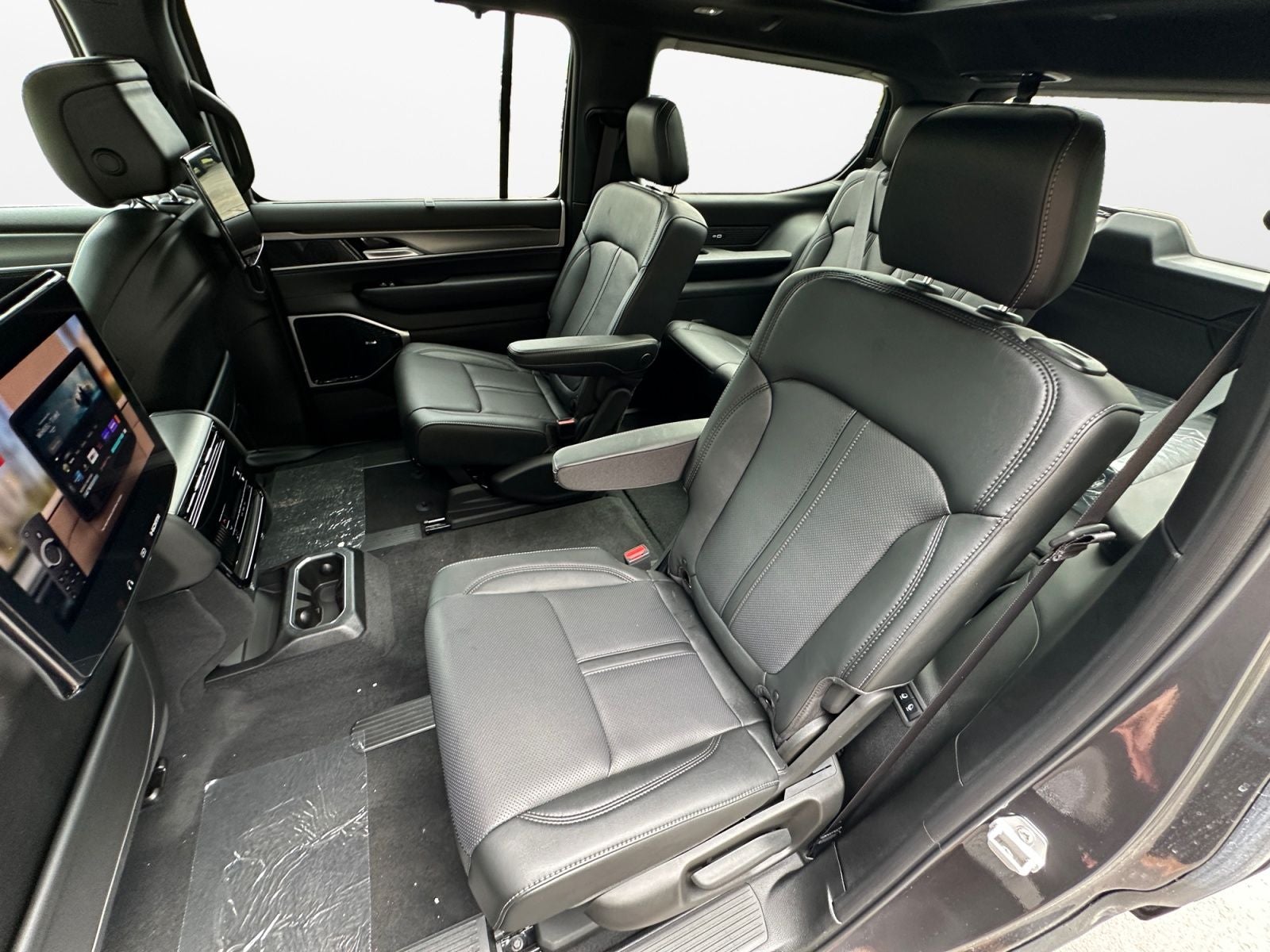 2026 Jeep Grand Wagoneer GRAND WAGONEER LIMITED RESERVE 4X4