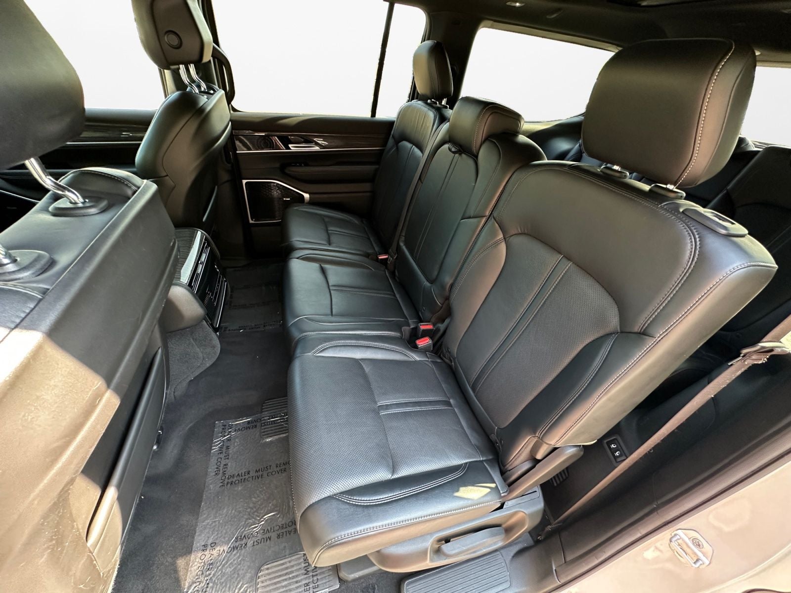 2022 Jeep Wagoneer Series III 4x4