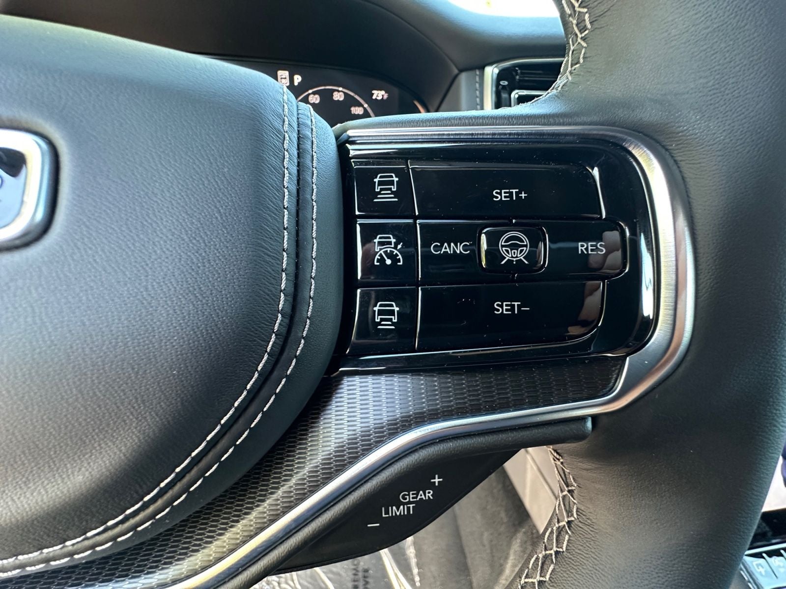 2026 Jeep Grand Wagoneer GRAND WAGONEER SUMMIT OBSIDIAN 4X4