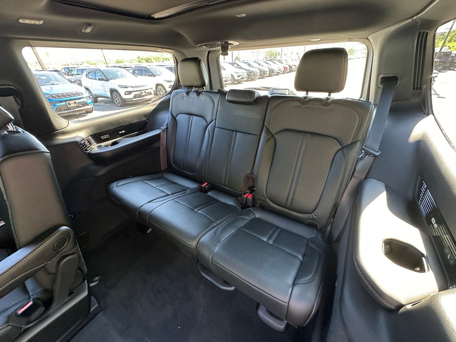 2026 Jeep Grand Wagoneer GRAND WAGONEER SUMMIT OBSIDIAN 4X4