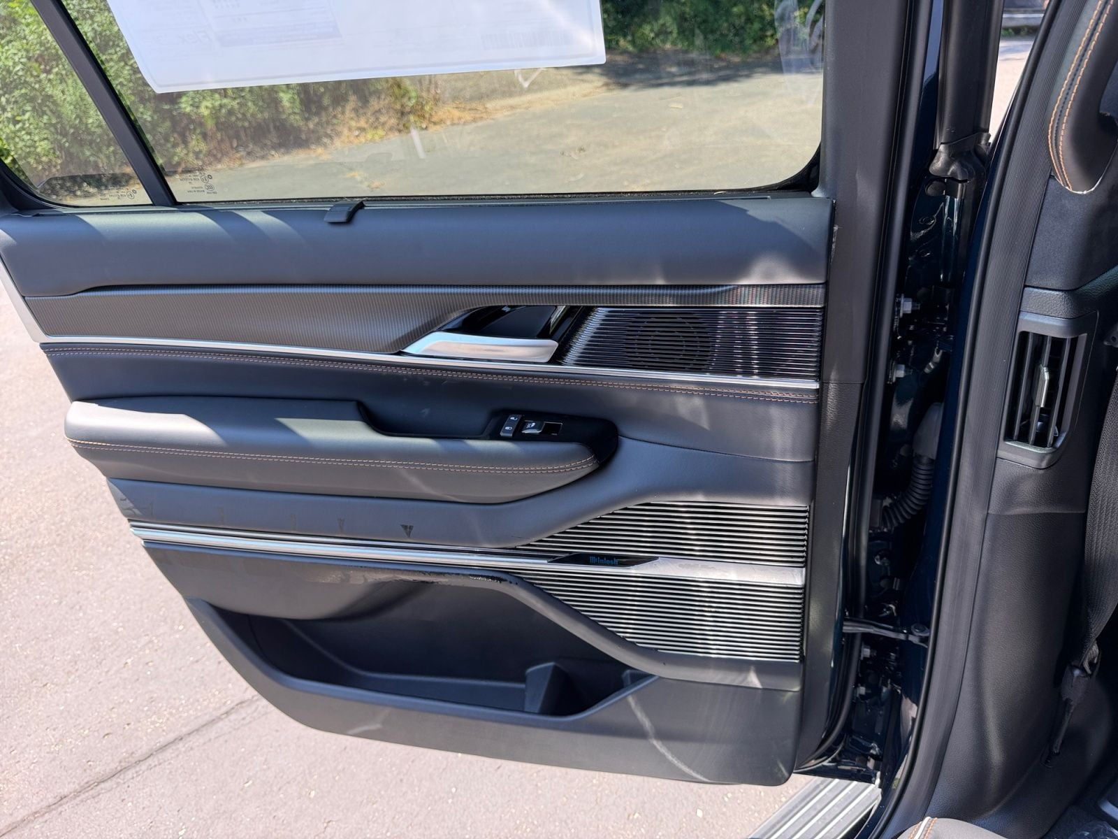 2026 Jeep Grand Wagoneer GRAND WAGONEER SUMMIT RESERVE 4X4
