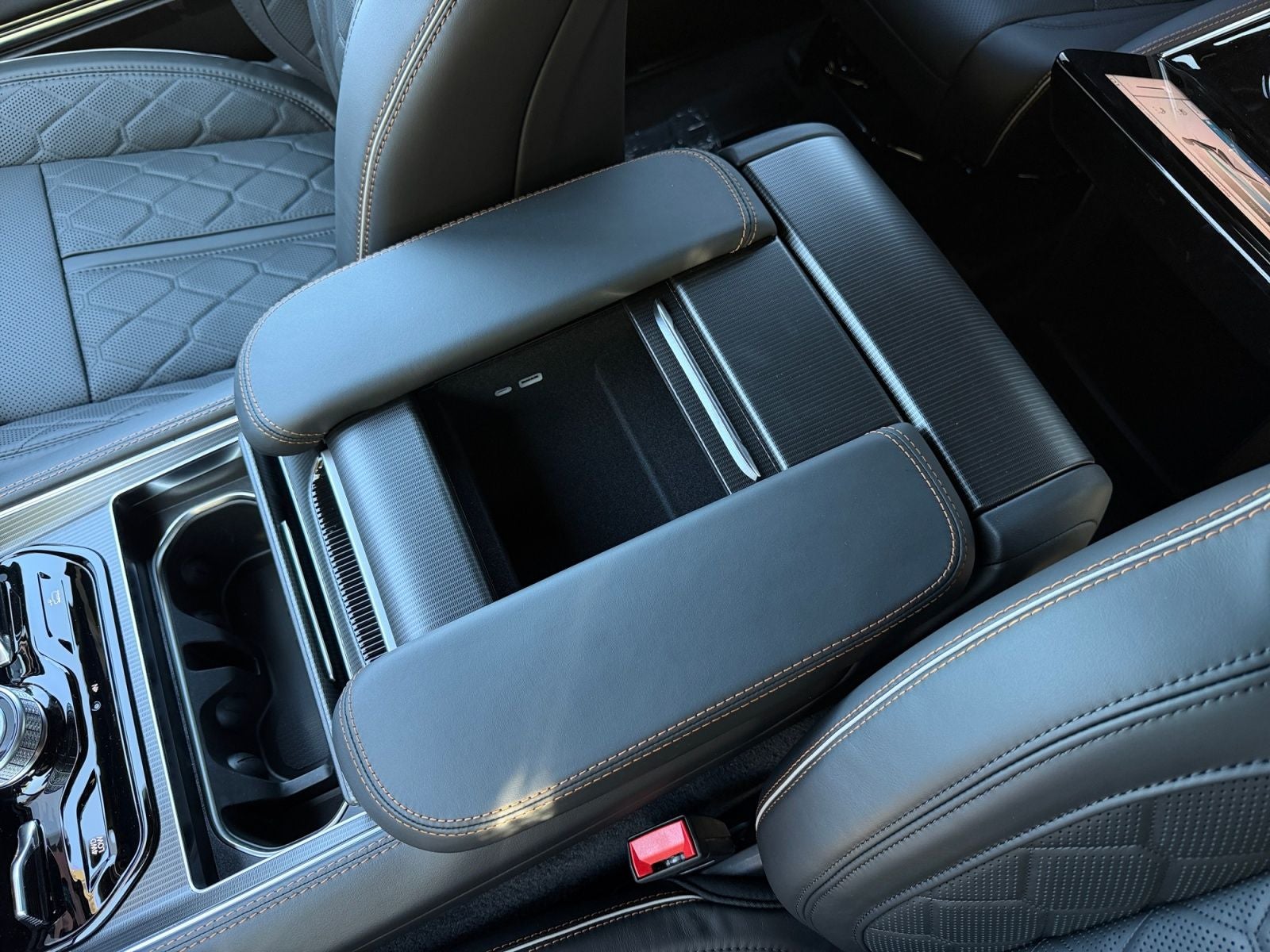 2026 Jeep Grand Wagoneer GRAND WAGONEER SUMMIT RESERVE 4X4