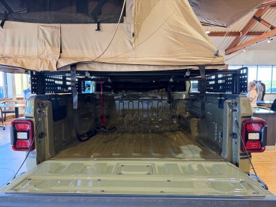 2026 Jeep Gladiator GLADIATOR SHADOW OPS 4X4