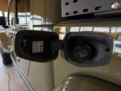 2026 Jeep Gladiator GLADIATOR SHADOW OPS 4X4