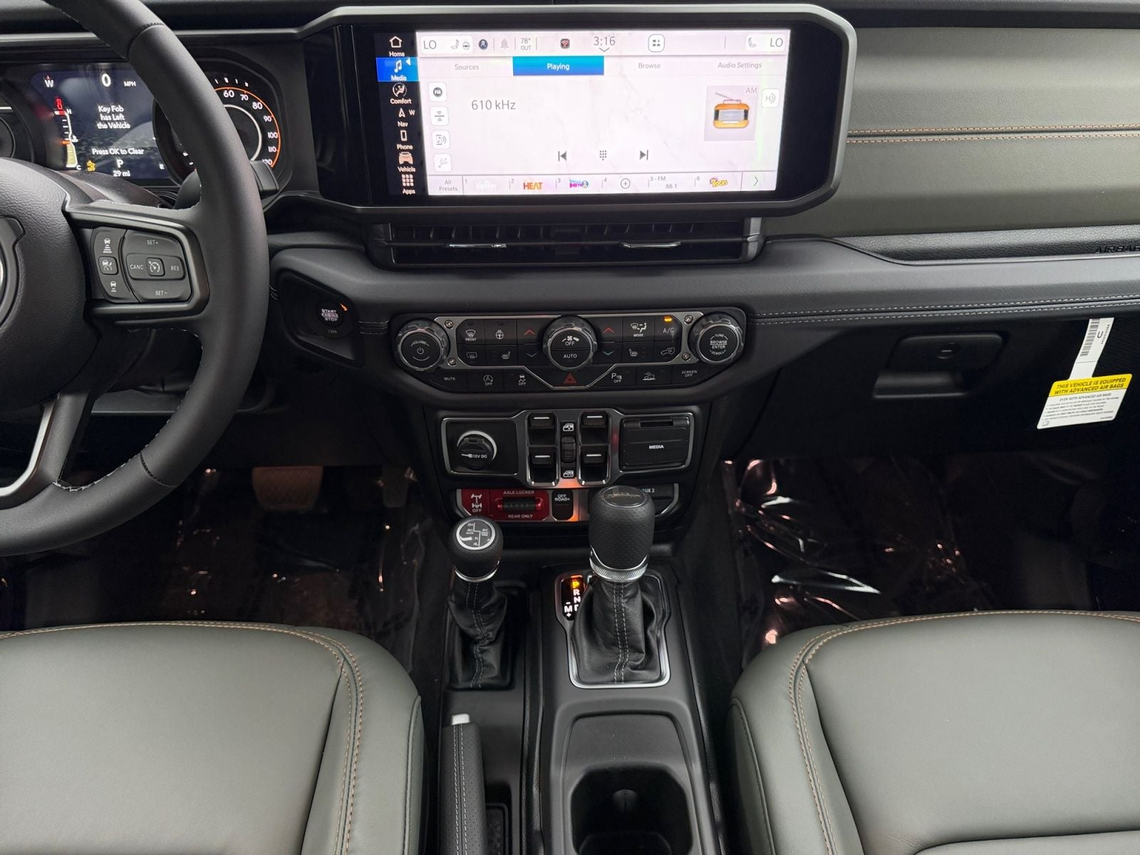 2026 Jeep Gladiator GLADIATOR MOJAVE X 4X4