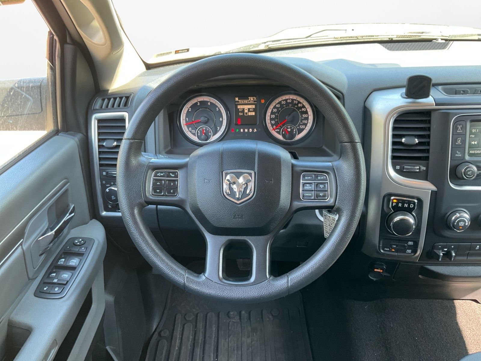 2018 RAM 1500 SLT Crew Cab 4x4 5'7' Box