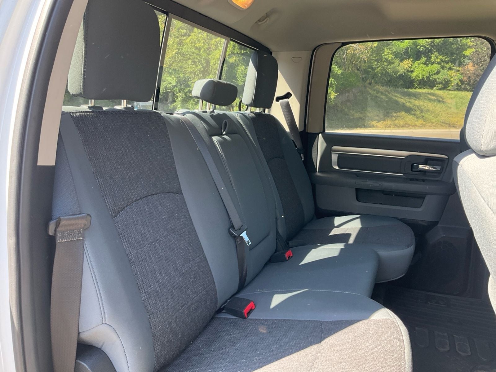 2018 RAM 1500 SLT Crew Cab 4x4 5'7' Box