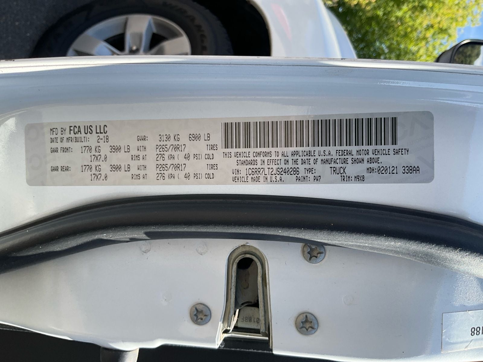 2018 RAM 1500 SLT Crew Cab 4x4 5'7' Box