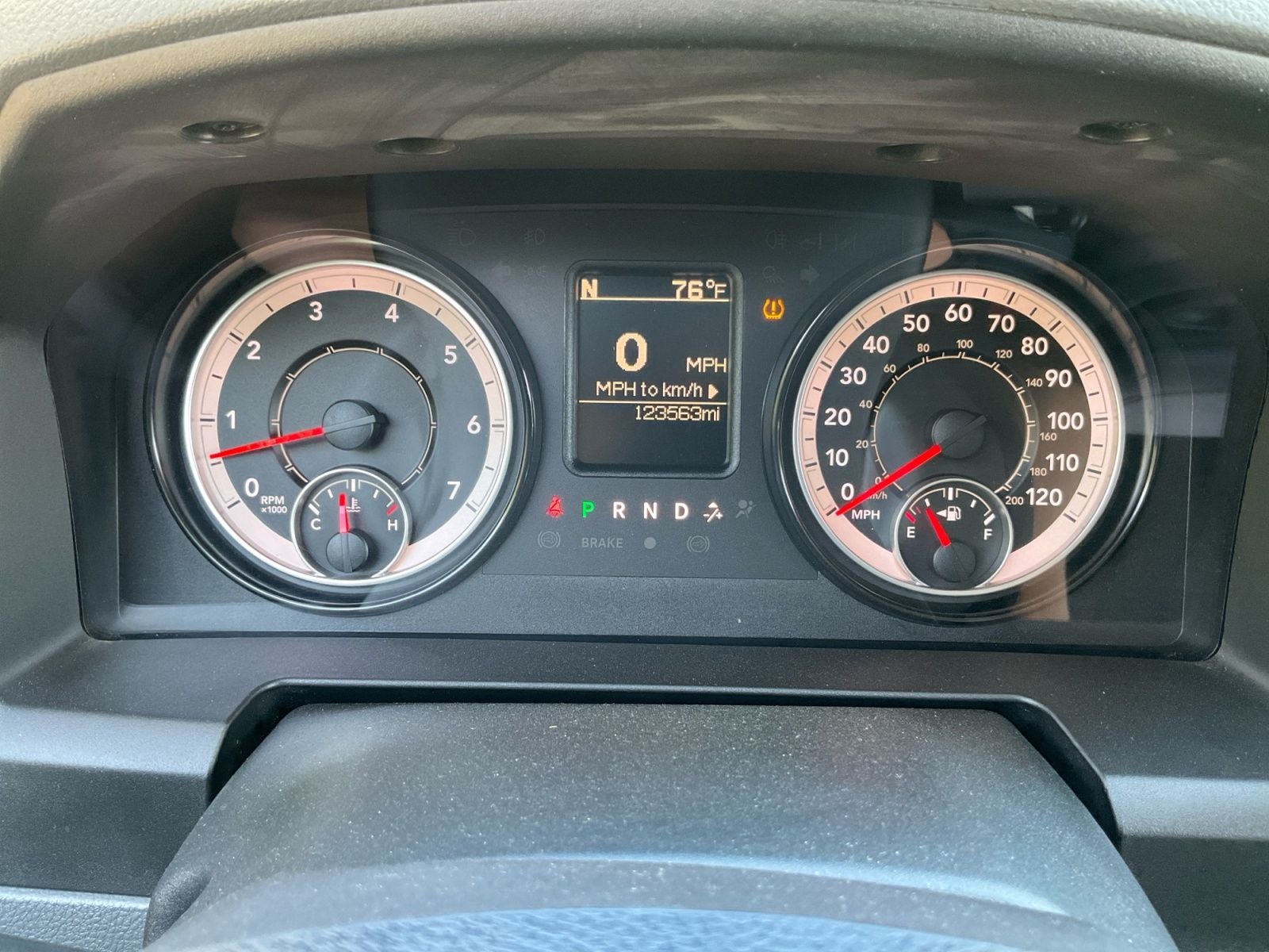 2018 RAM 1500 SLT Crew Cab 4x4 5'7' Box