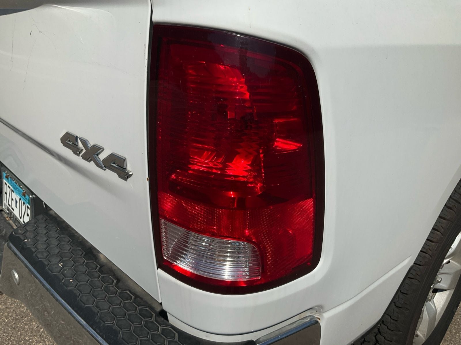 2018 RAM 1500 SLT Crew Cab 4x4 5'7' Box