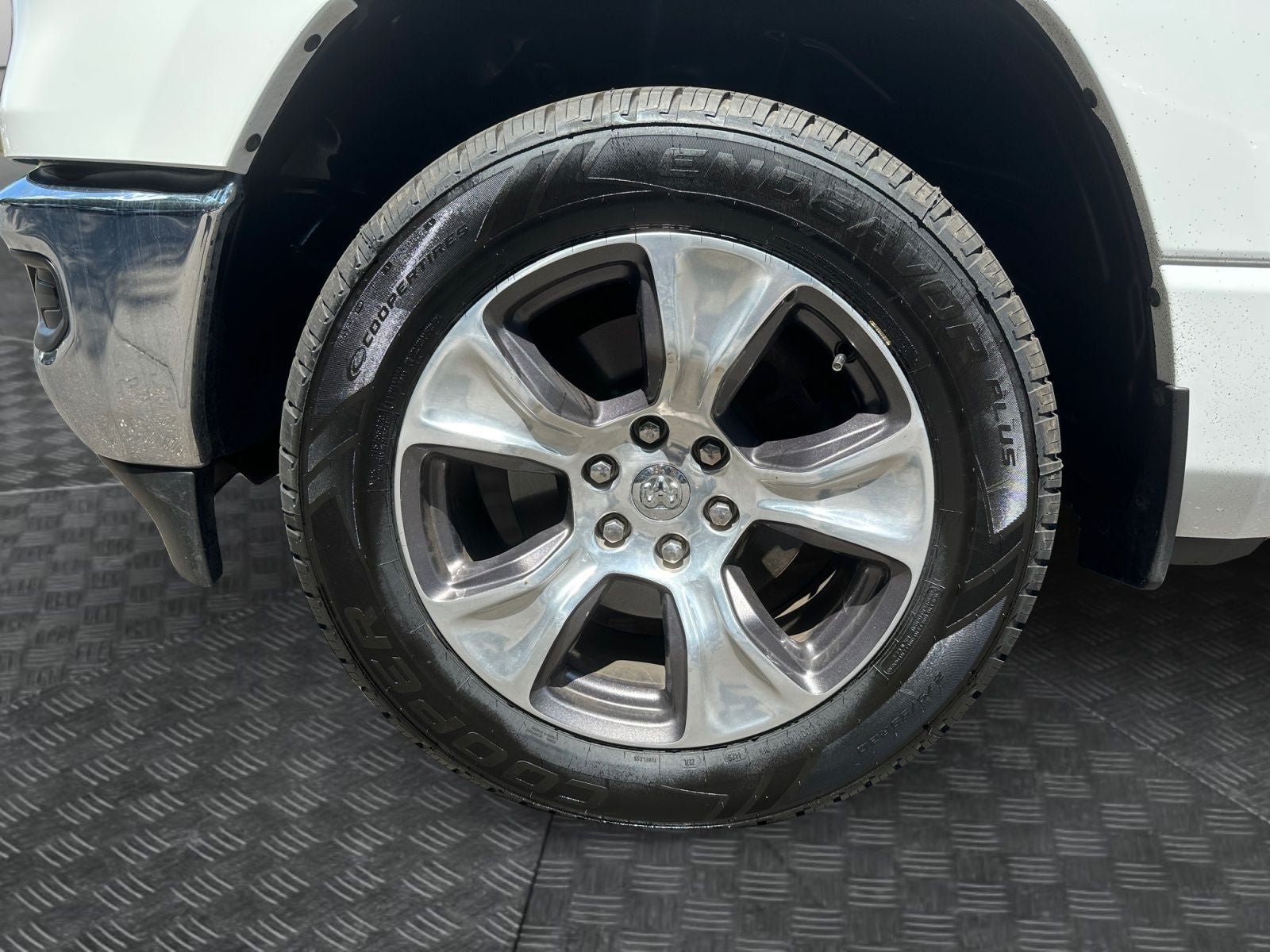 2023 RAM 1500 Big Horn Crew Cab 4x4 5'7' Box