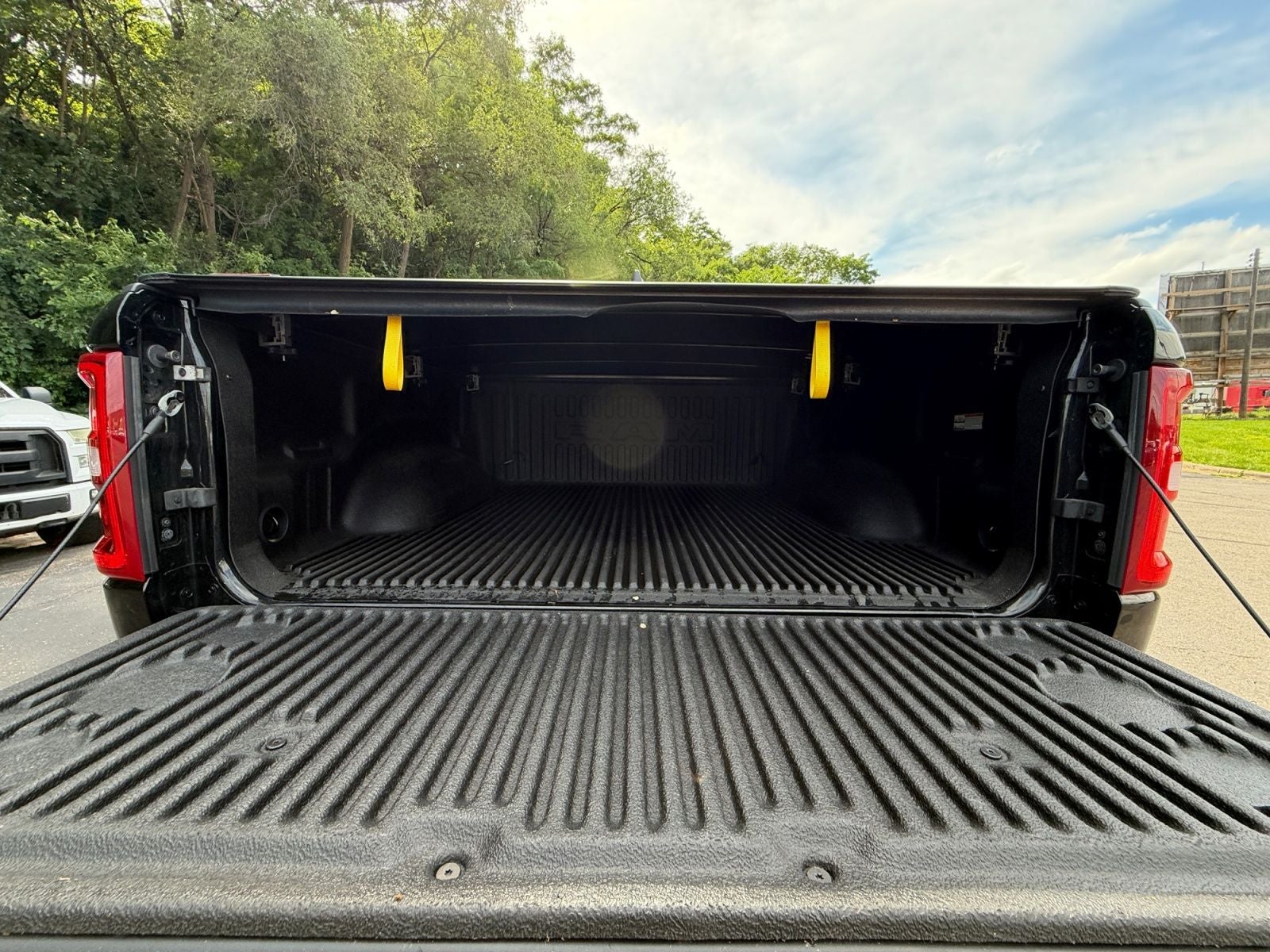 2025 RAM 1500 Big Horn Crew Cab 4x4 5'7' Box
