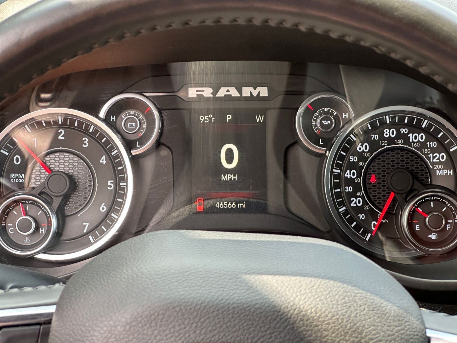 2024 RAM 1500 Big Horn Crew Cab 4x4 5'7' Box