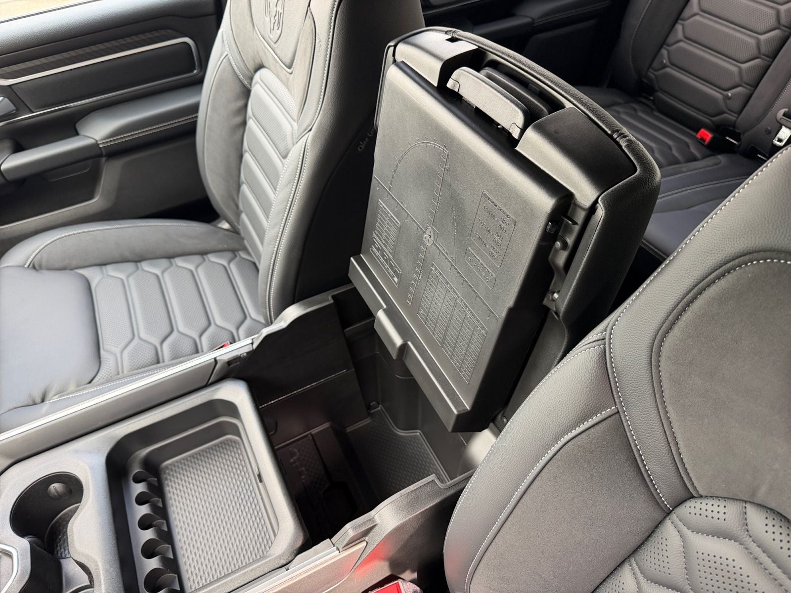 2026 RAM 1500 Big Horn Crew Cab 4x4 5'7' Box