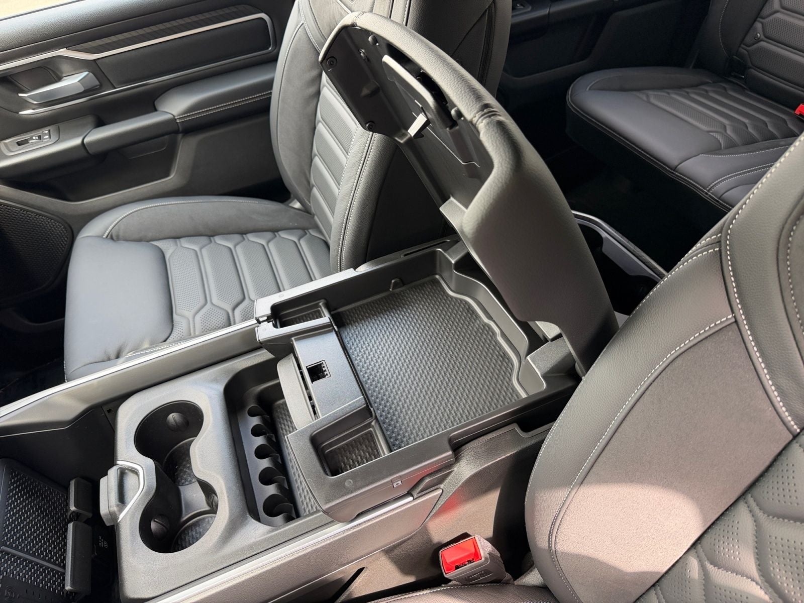 2026 RAM 1500 Big Horn Crew Cab 4x4 5'7' Box