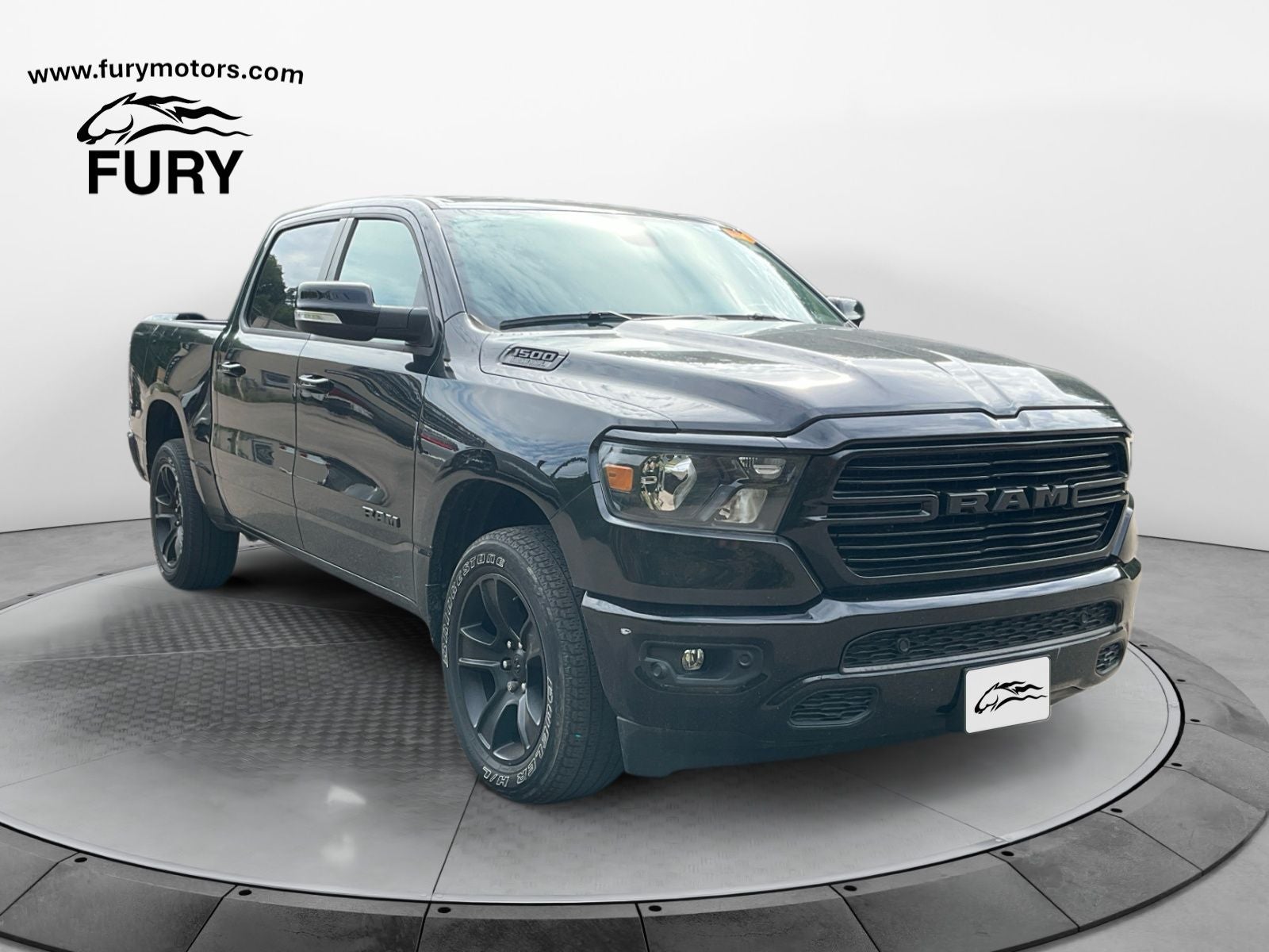 2020 RAM 1500 Big Horn Crew Cab 4x4 5'7' Box