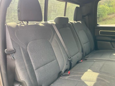 2020 RAM 1500 Big Horn Crew Cab 4x4 5'7' Box