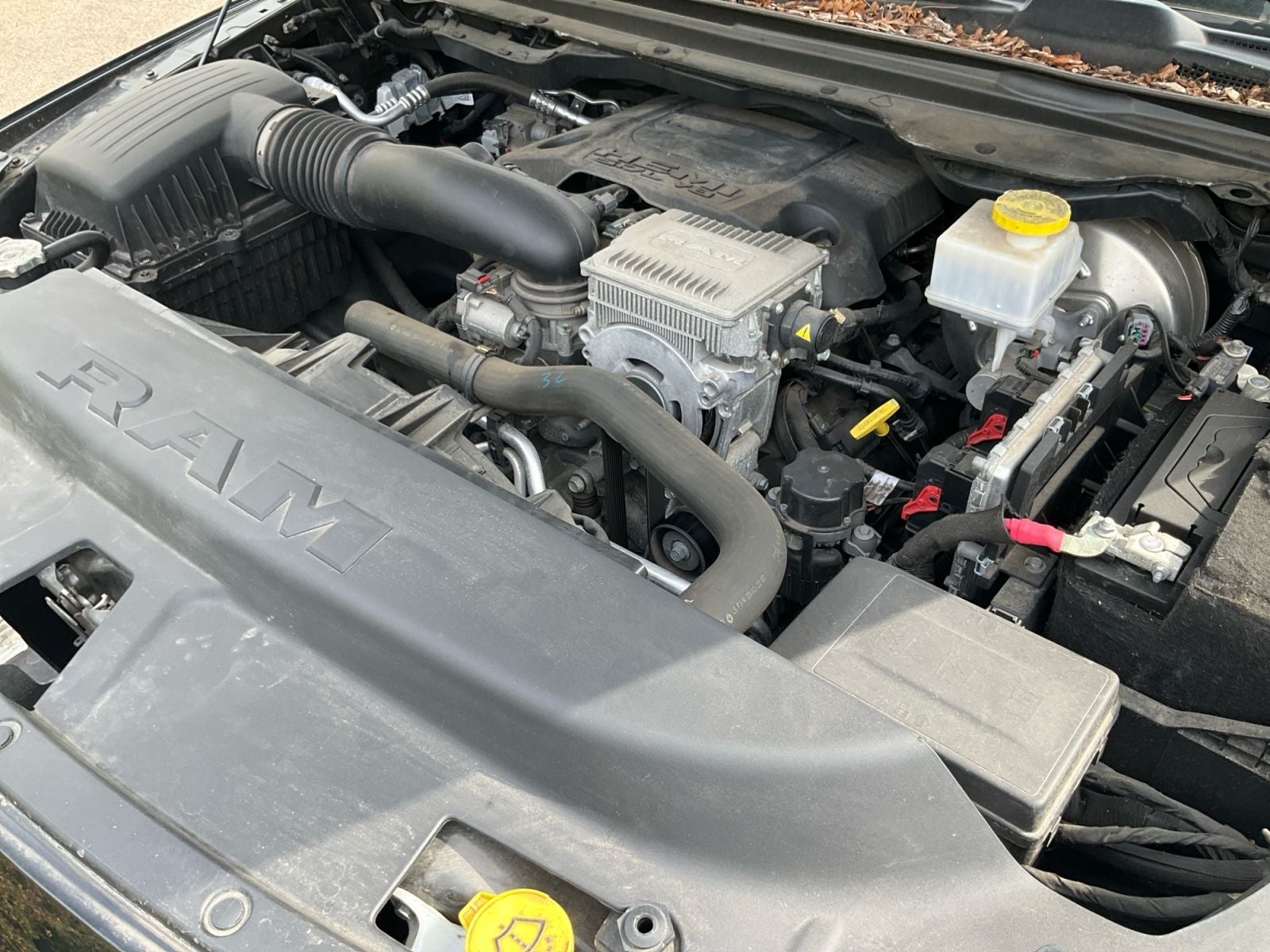 2020 RAM 1500 Big Horn Crew Cab 4x4 5'7' Box