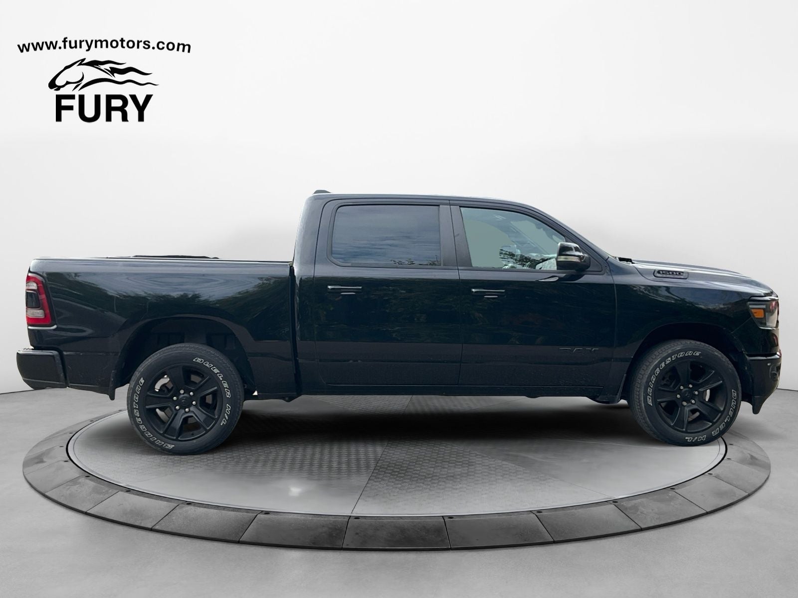 2020 RAM 1500 Big Horn Crew Cab 4x4 5'7' Box